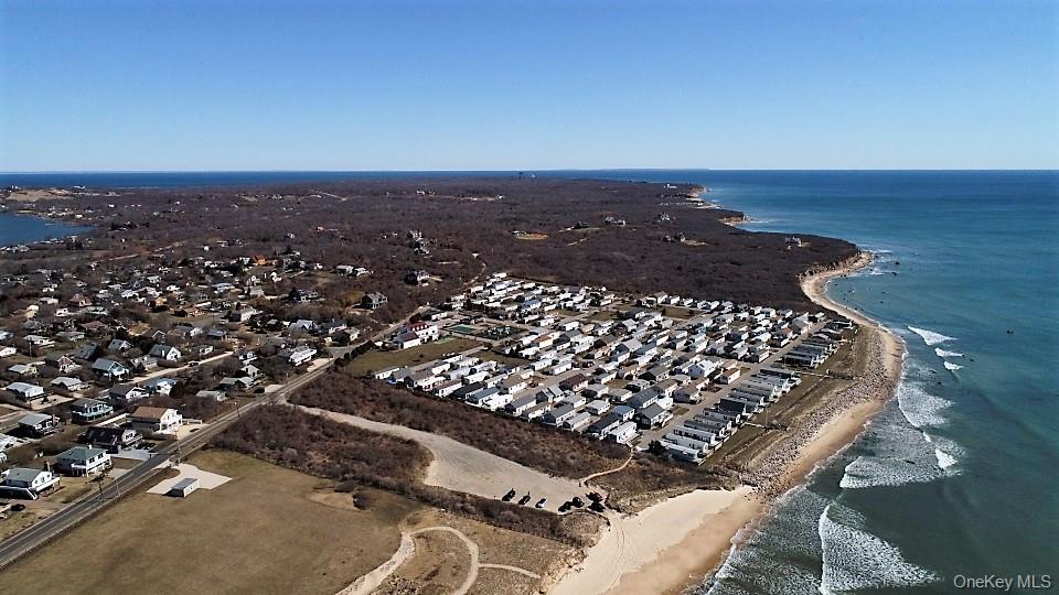 100 Deforest Road, Unit 433 Montauk, NY 11954 - Photo 16 of 26 an aerial view of multiple house