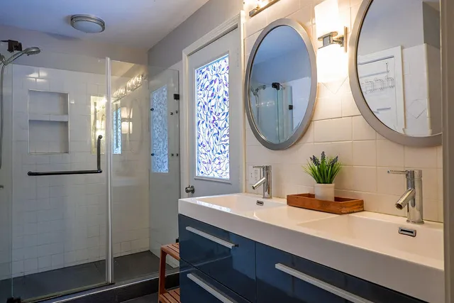 $579,000 | 107 Mt Vista Drive, Sidney, ME 04330