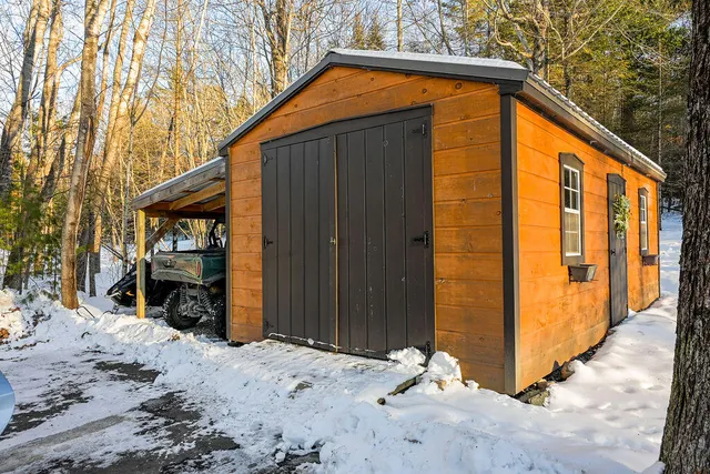 $579,000 | 107 Mt Vista Drive, Sidney, ME 04330