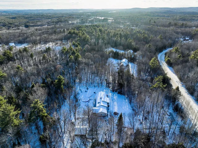 $579,000 | 107 Mt Vista Drive, Sidney, ME 04330