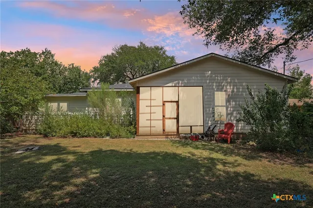 a picture of floor plan