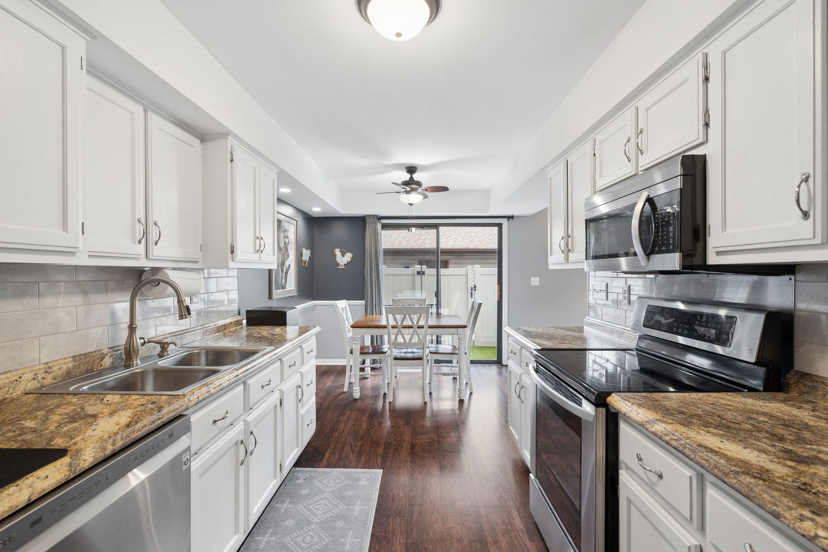 1022 Schoolgate Road, Unit 3 New Lenox, IL 60451 - Photo 6 of 18 Gallery Image 6