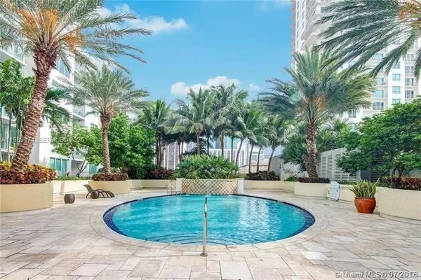 $2,700 | 244 Biscayne Boulevard, Unit 3707, Miami, FL 33132