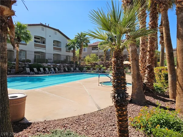 $1,550 | 2305 West Horizon Ridge Parkway, Unit 3113, Henderson, NV 89052