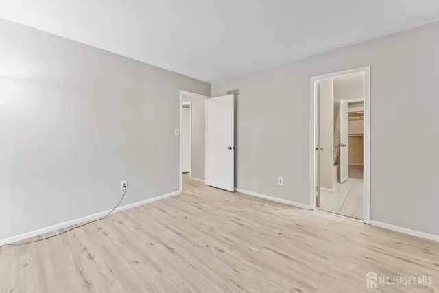 $459,000 | 103 Pheasant Run, Edison, NJ 08820