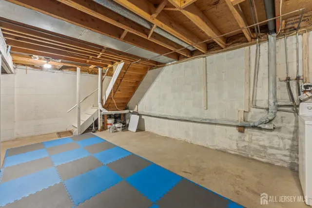 $459,000 | 103 Pheasant Run, Edison, NJ 08820