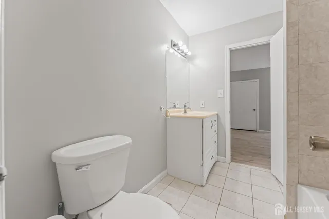 $459,000 | 103 Pheasant Run, Edison, NJ 08820