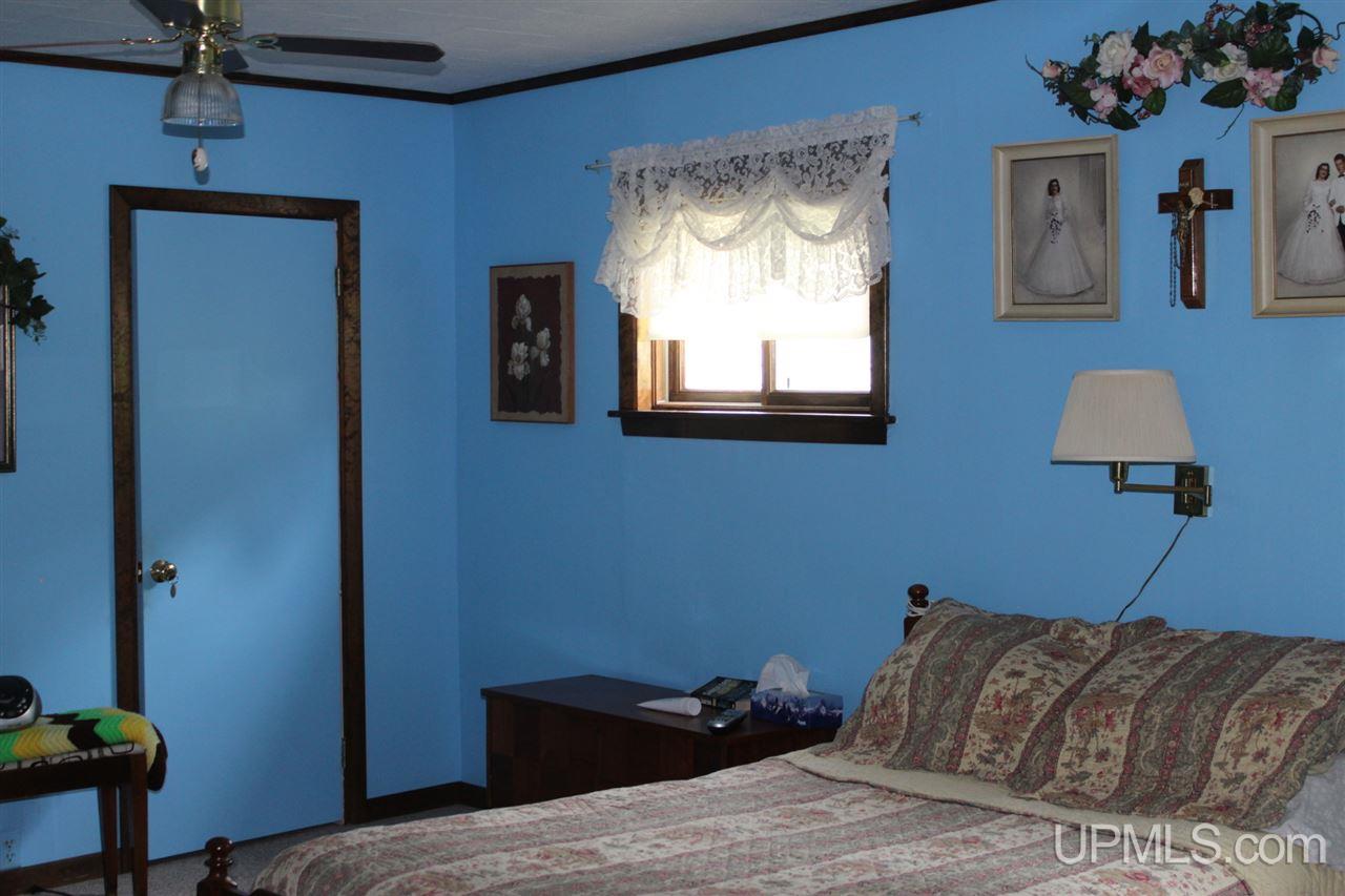 8233 East Mill Street Ramsay, MI 49959 - Photo 11 of 32 Gallery Image 11