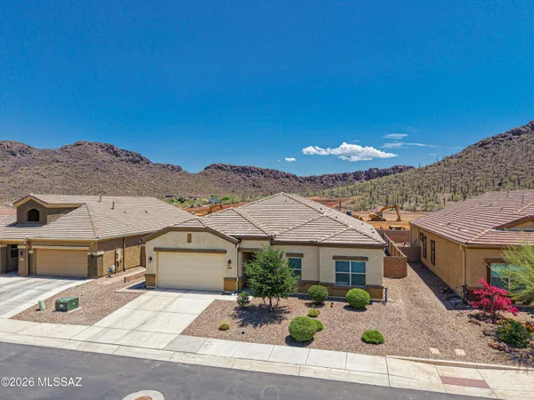 $460,000 | 10328 North Desert Tea Drive, Marana, AZ 85653