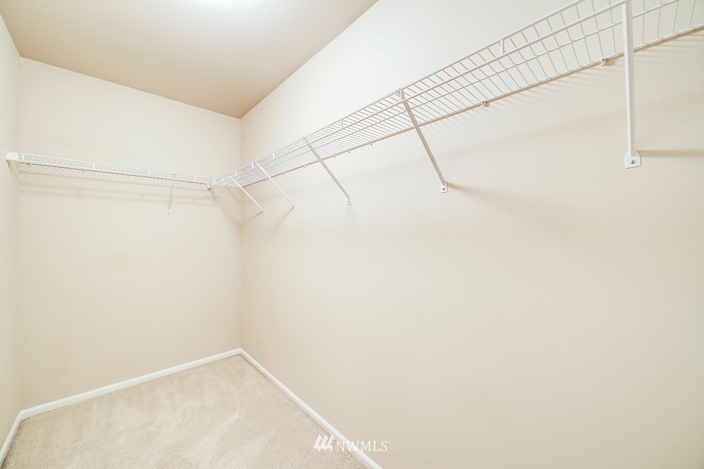 23606 17th Avenue West Bothell, WA 98021 - Photo 21 of 28 a view of a small space