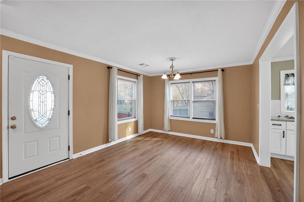 871 Hargis Street Southeast Atlanta, GA 30315 - Photo 2 of 16