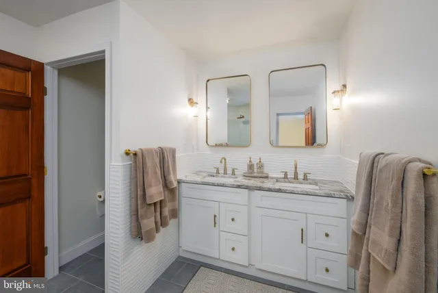 $1,300,000 | 501 Tony Tank Lane, Salisbury, MD 21801