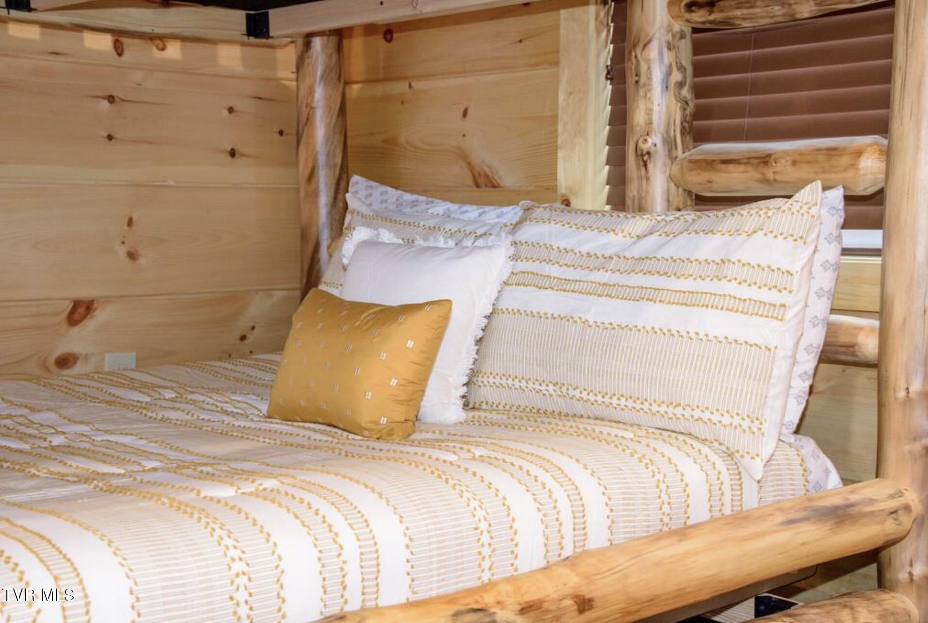 834 String Run Way Pigeon Forge, TN 37862 - Photo 45 of 65 IMG_9400