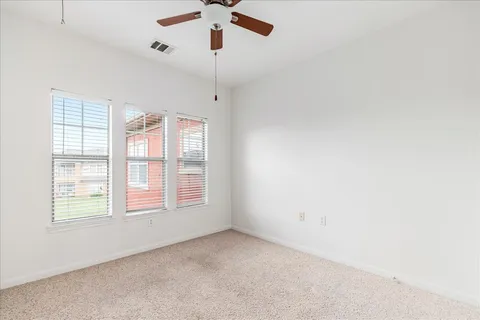 $270,000 | 2900 South Lakeline Boulevard, Unit 124, Cedar Park, TX 78613