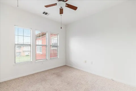 $280,000 | 2900 South Lakeline Boulevard, Unit 124, Cedar Park, TX 78613