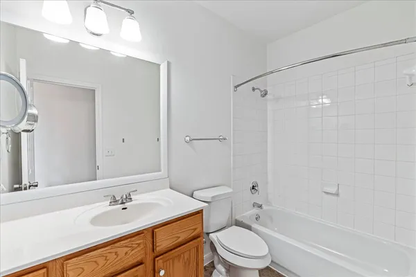 $270,000 | 2900 South Lakeline Boulevard, Unit 124, Cedar Park, TX 78613