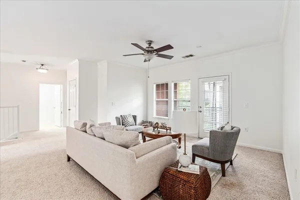 $270,000 | 2900 South Lakeline Boulevard, Unit 124, Cedar Park, TX 78613