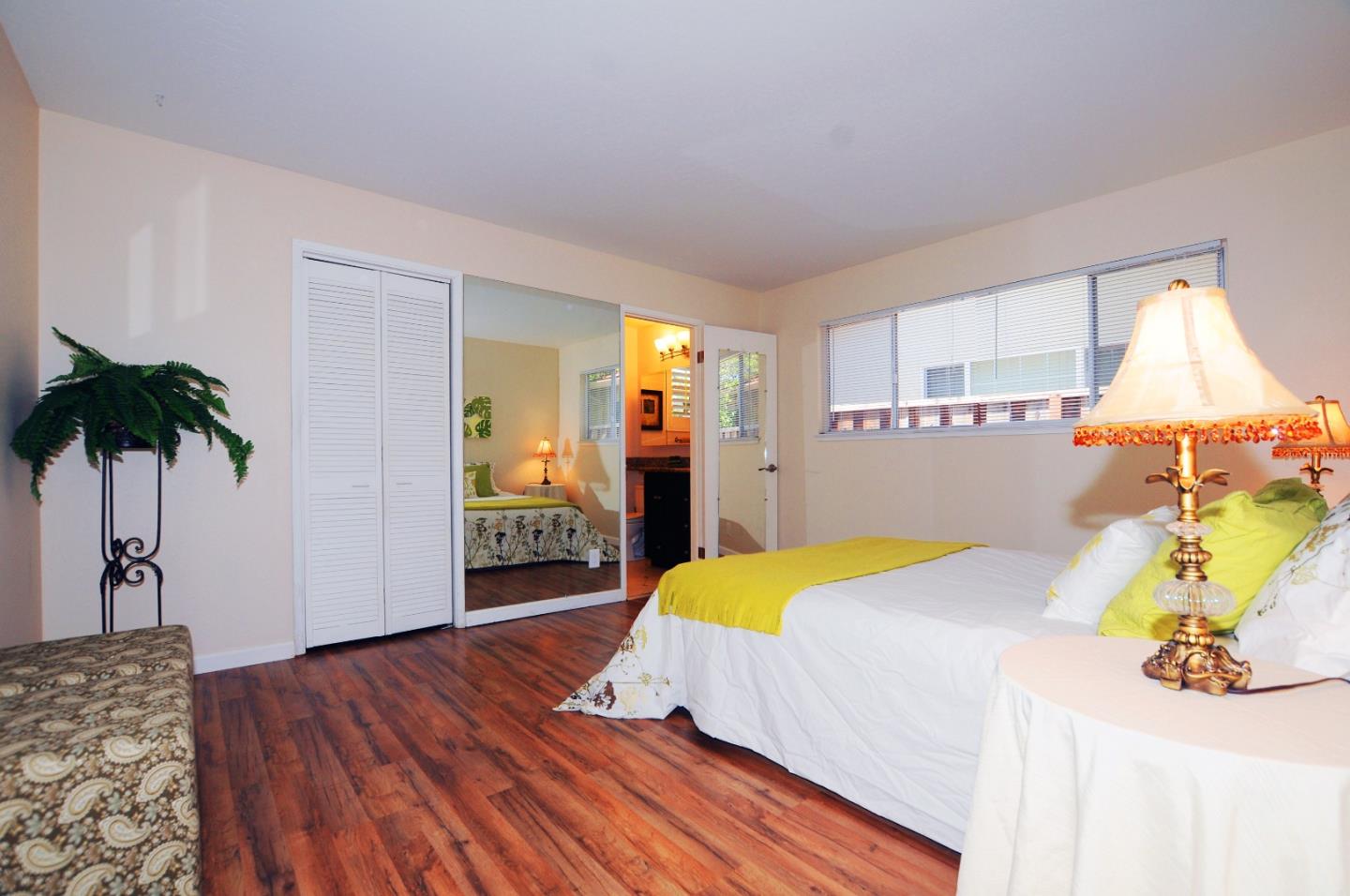 5978 Bollinger Road San Jose, CA 95129 - Photo 12 of 25 Gallery Image 12