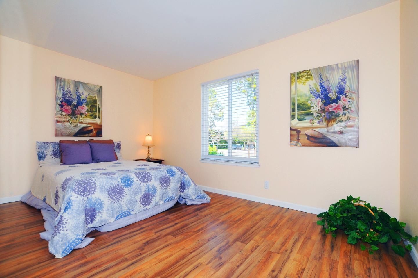 5978 Bollinger Road San Jose, CA 95129 - Photo 14 of 25 Gallery Image 14