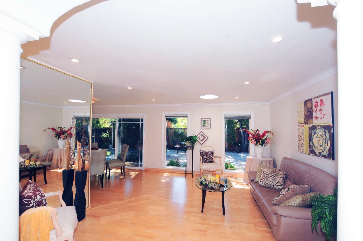 5978 Bollinger Road San Jose, CA 95129 - Photo 6 of 25 Gallery Image 6