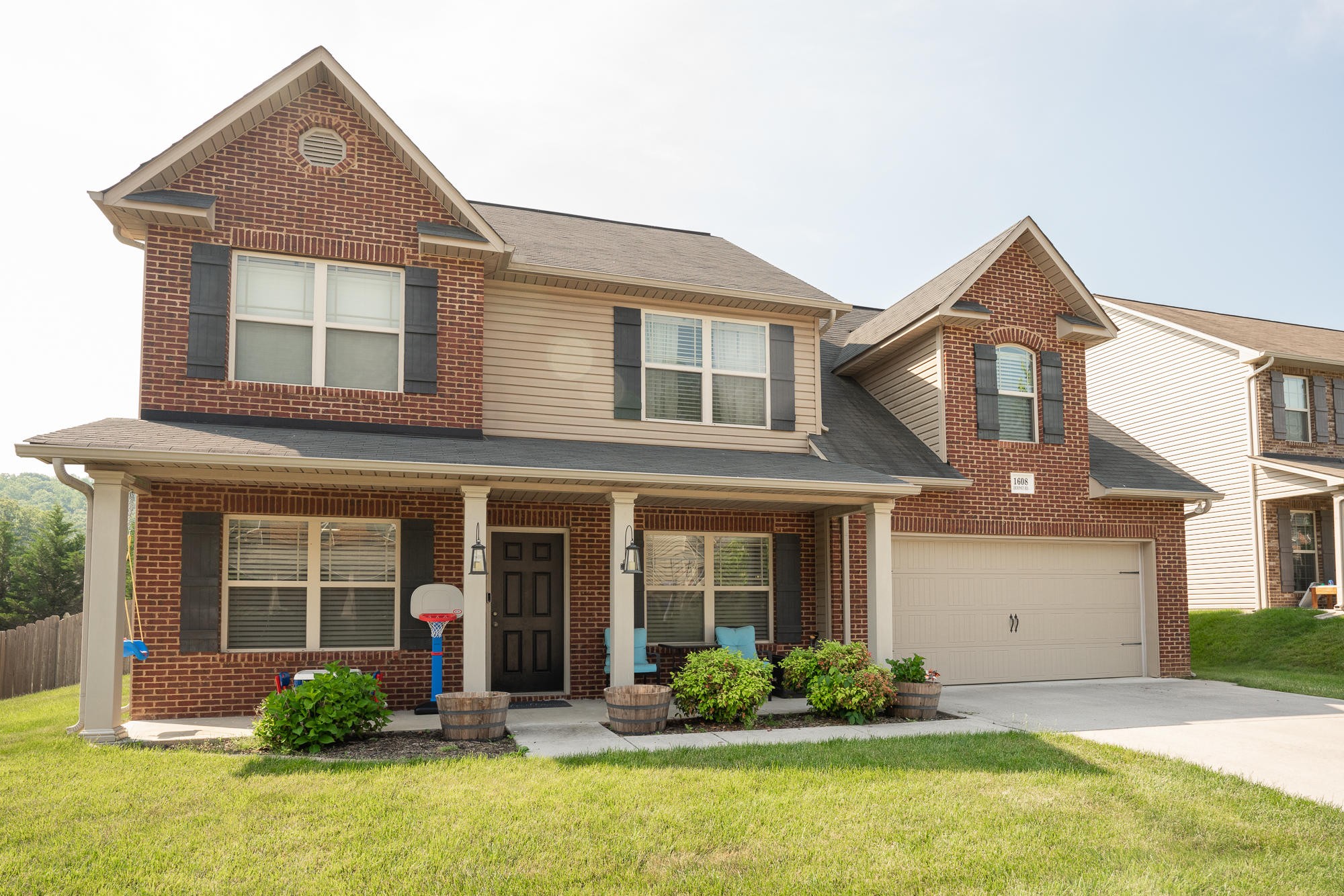 1608 Dempsey Road Knoxville, TN 37932 - Photo 1 of 23 Gallery Image 1