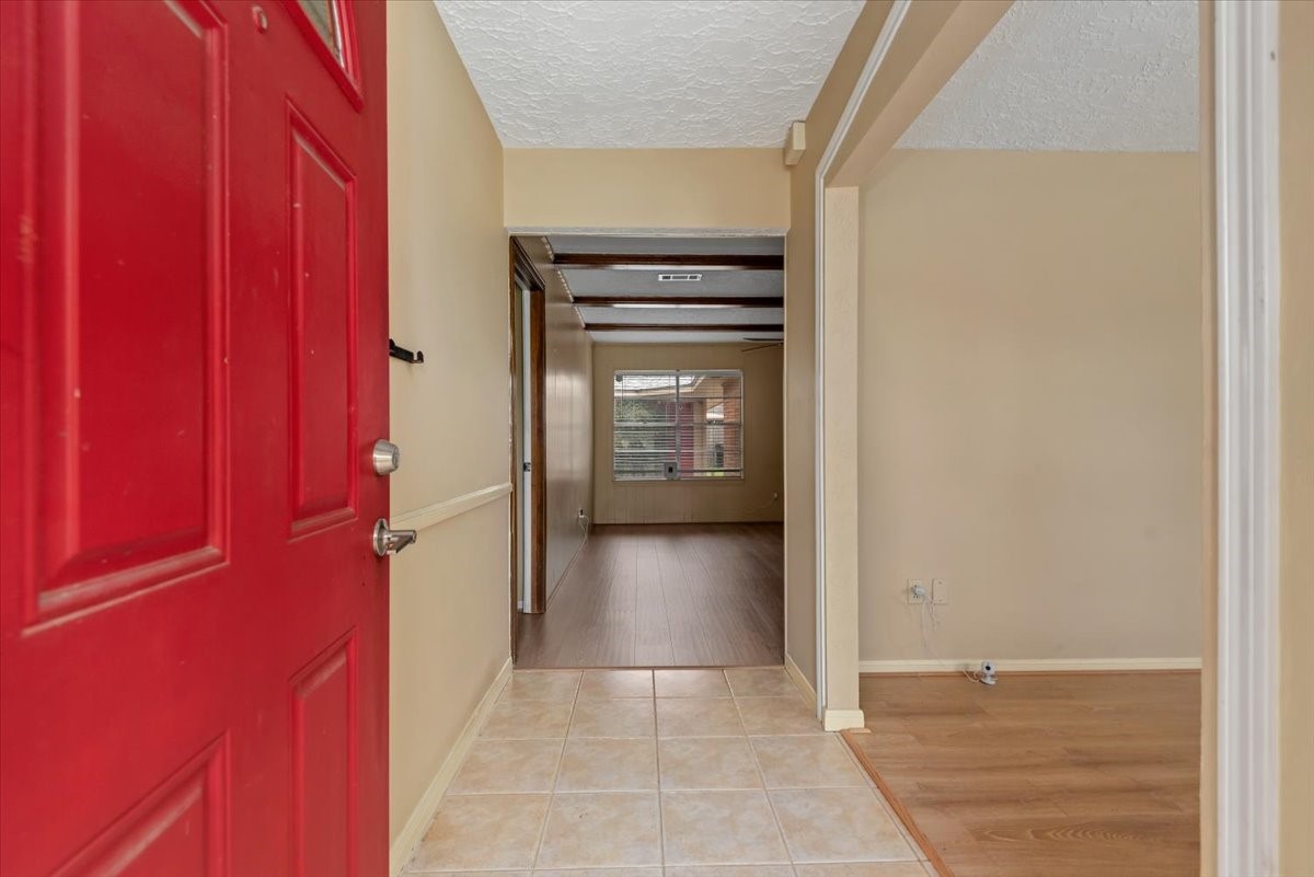 3511 Lemon Tree Lane Houston, TX 77088 - Photo 7 of 37