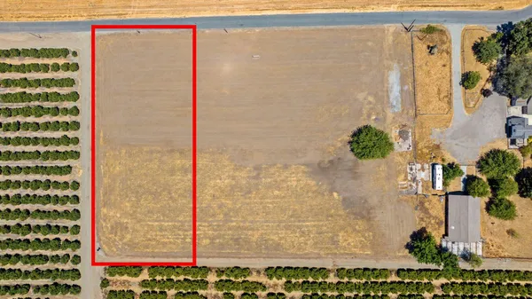 $165,000 | 276 Southwest Avenue 276, Exeter, CA 93221