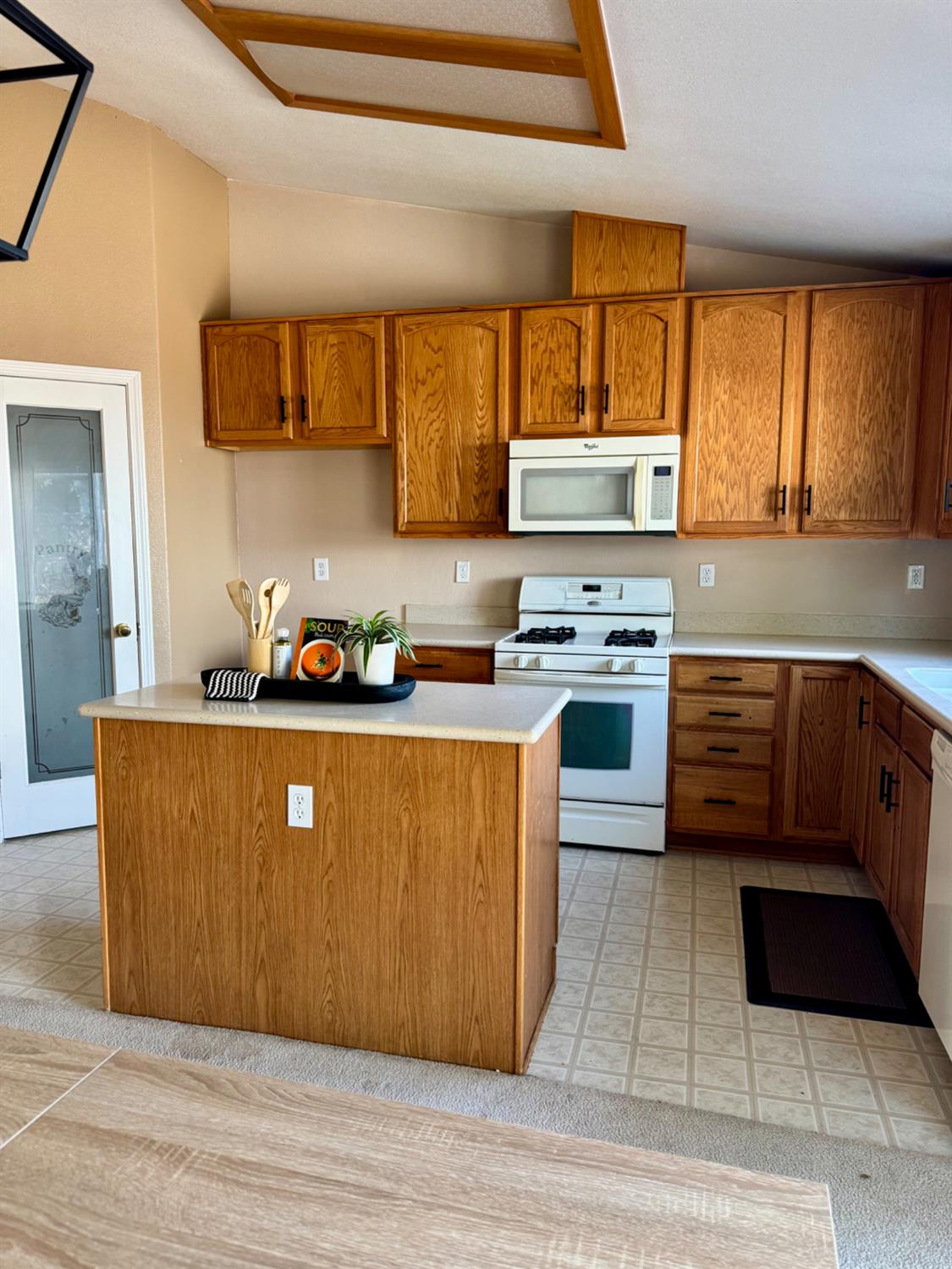 1384 Almador Terrace Atwater, CA 95301 - Photo 14 of 29