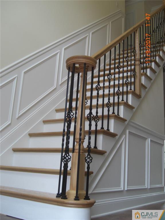 62 Idlewild Road Edison, NJ 08817 - Photo 7 of 11 a view of entryway