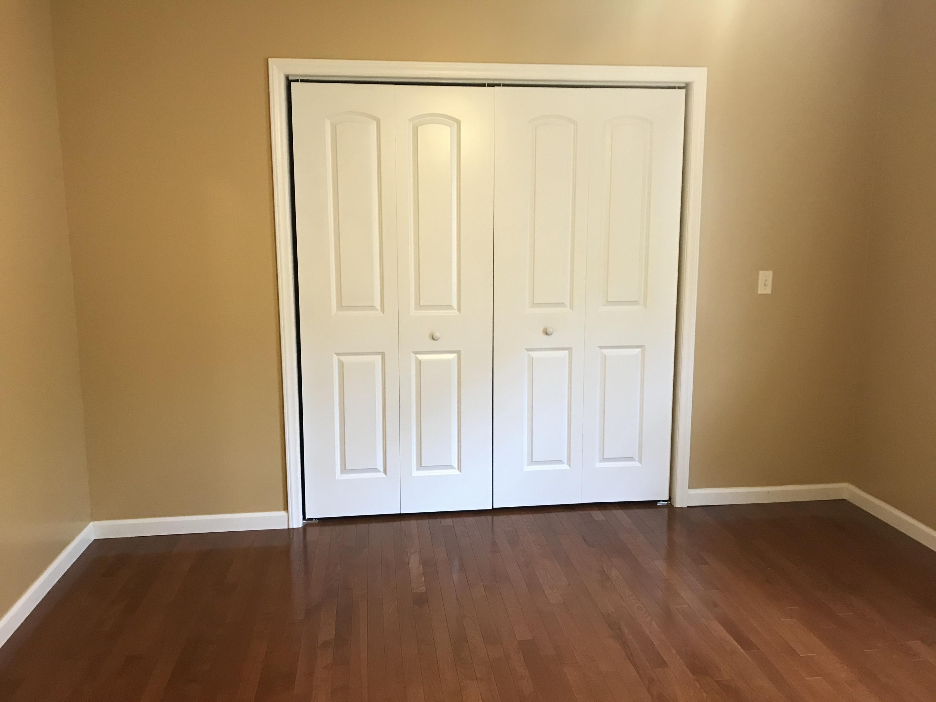 938 Packing House Road Kingsport, TN 37660 - Photo 21 of 38 IMG_8011