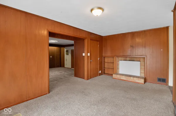 $204,900 | 5941 Winston Drive, Indianapolis, IN 46226