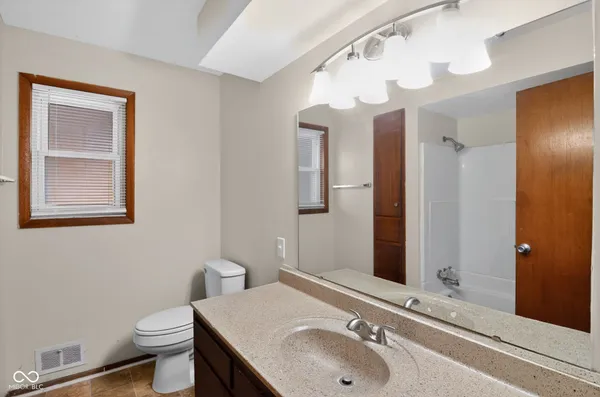 $204,900 | 5941 Winston Drive, Indianapolis, IN 46226