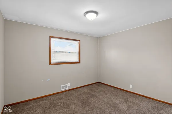 $204,900 | 5941 Winston Drive, Indianapolis, IN 46226