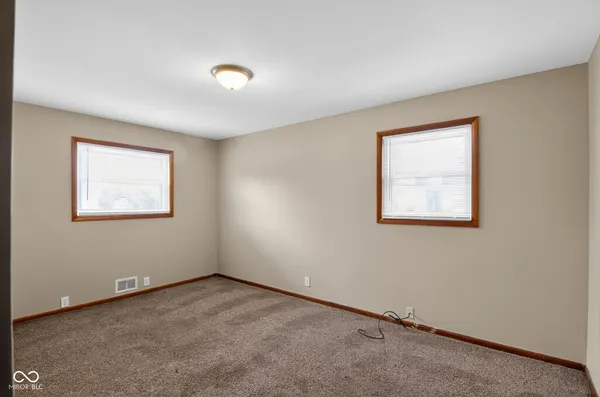 $204,900 | 5941 Winston Drive, Indianapolis, IN 46226