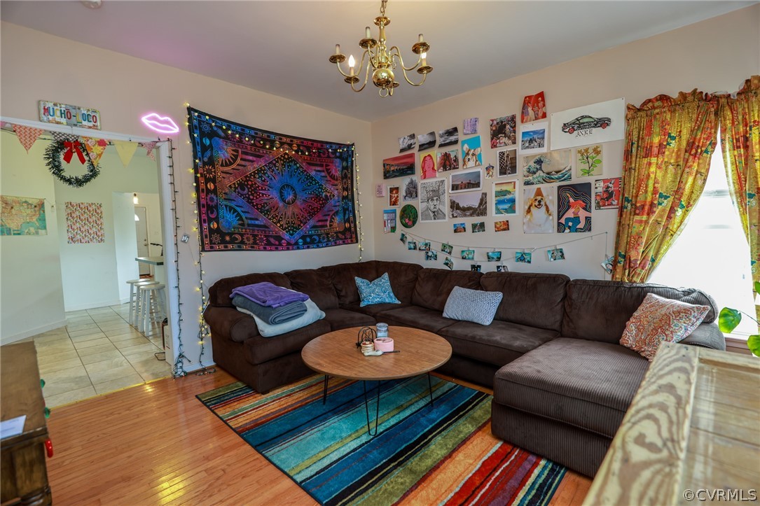 807 Spring Street Richmond, VA 23220 - Photo 5 of 28 Gallery Image 5