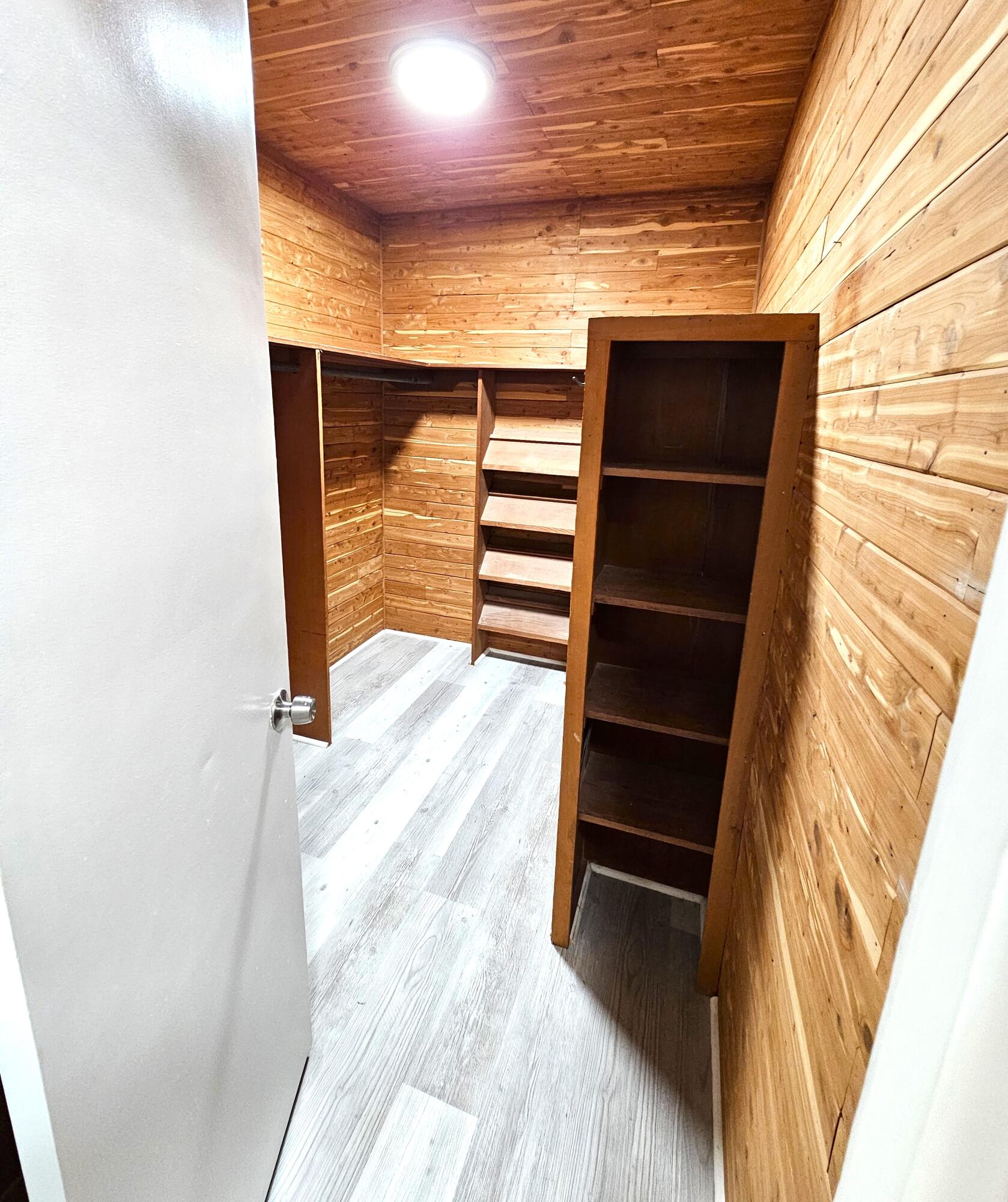 3203 43rd Street Lubbock, TX 79413 - Photo 15 of 28 14Master bedroom Cedar Closet