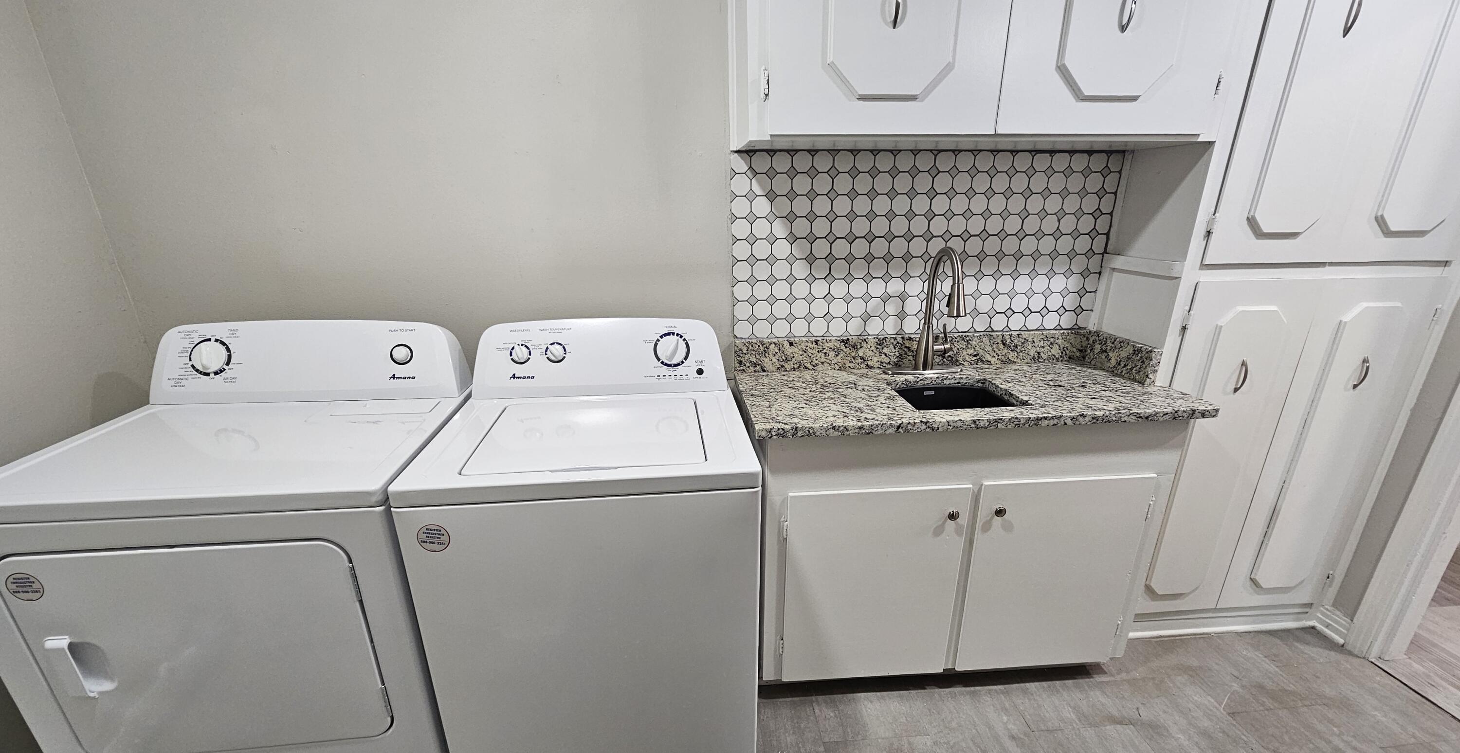3203 43rd Street Lubbock, TX 79413 - Photo 25 of 28 17laundry