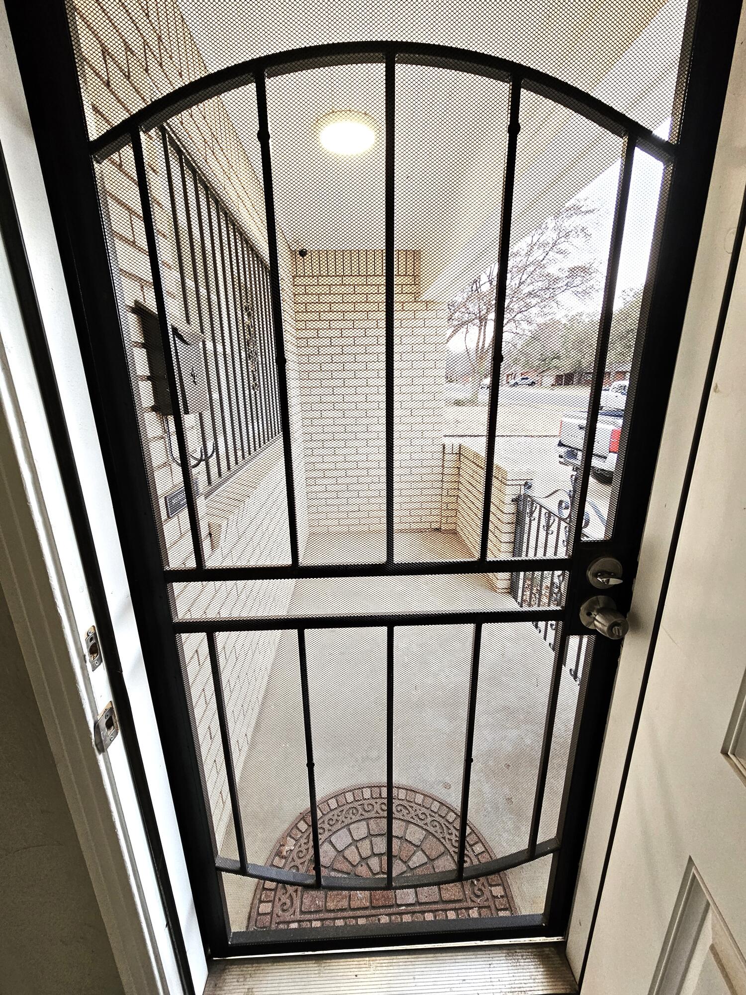 3203 43rd Street Lubbock, TX 79413 - Photo 3 of 28 4Enclosed Front Porch