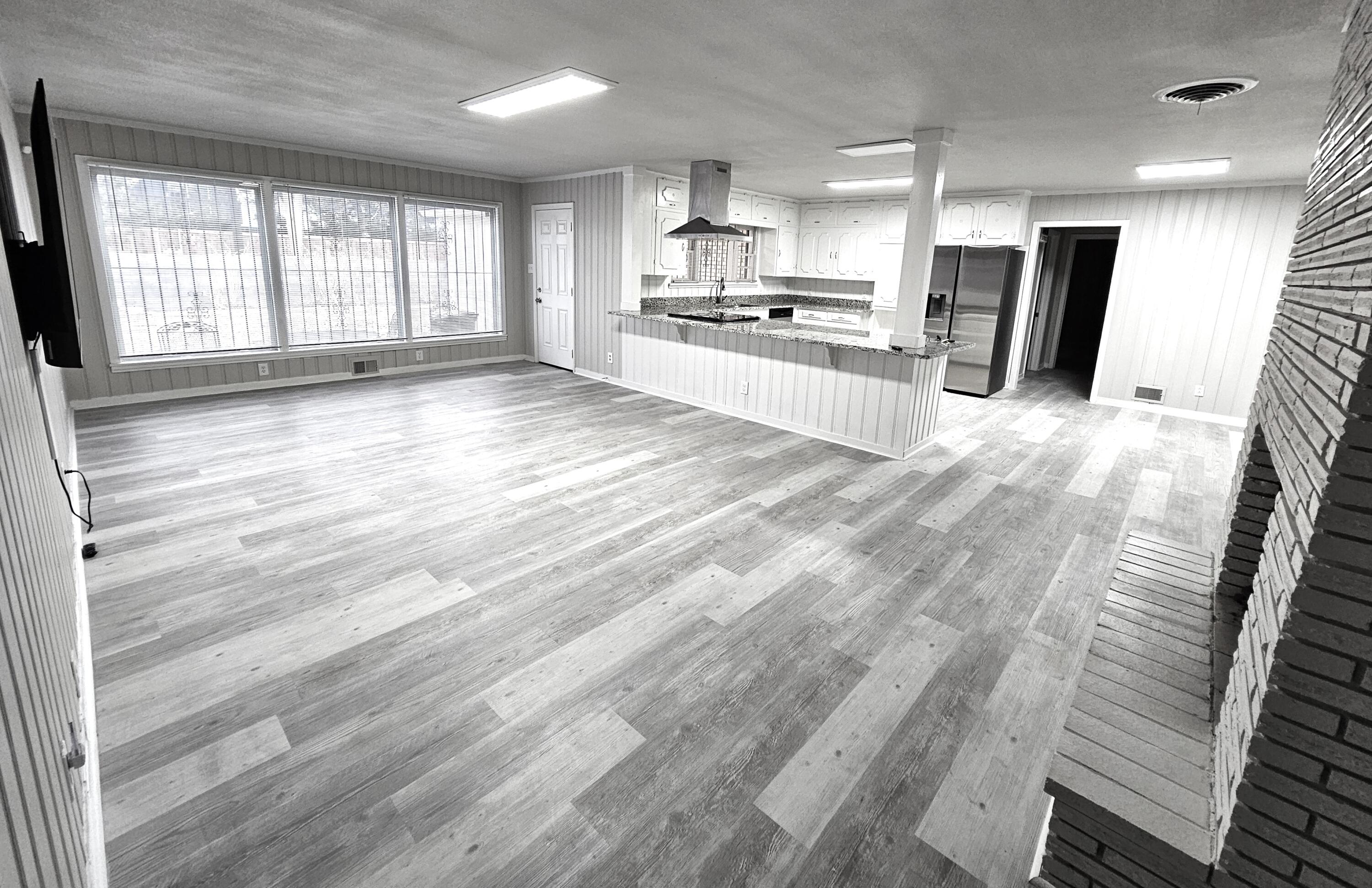 3203 43rd Street Lubbock, TX 79413 - Photo 8 of 28 8Kitchen Windows