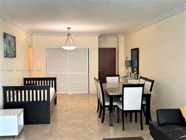 $3,500 | 4001 South Ocean Drive, Unit 9L, Hollywood, FL 33019