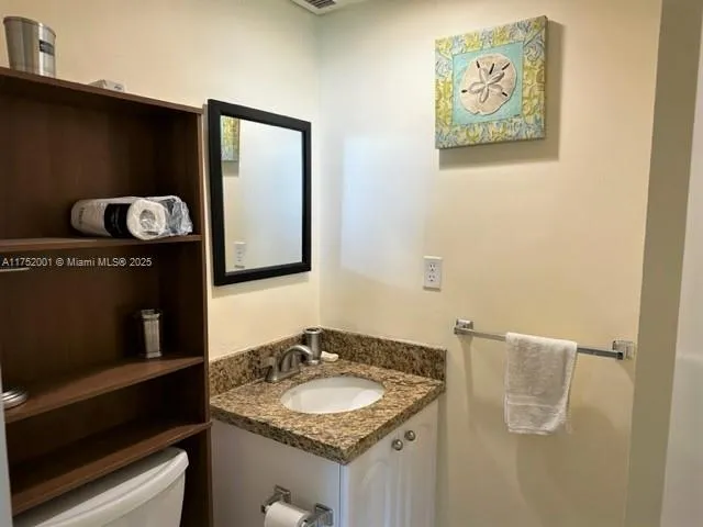 $3,500 | 4001 South Ocean Drive, Unit 9L, Hollywood, FL 33019