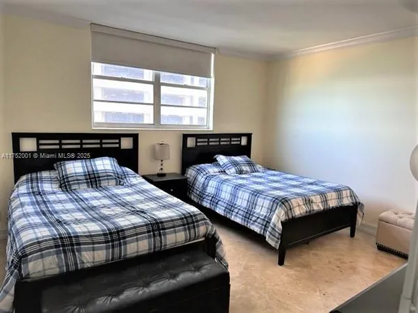 $3,500 | 4001 South Ocean Drive, Unit 9L, Hollywood, FL 33019