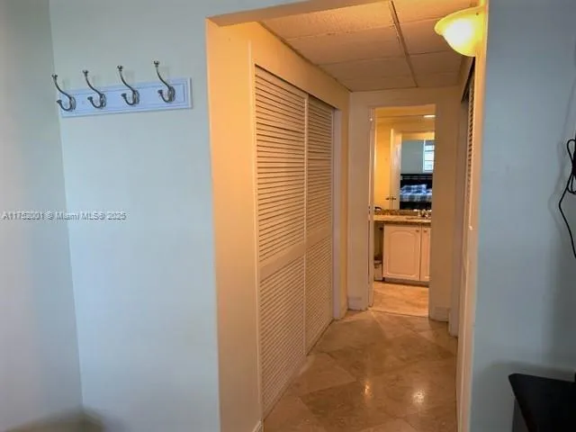 $3,500 | 4001 South Ocean Drive, Unit 9L, Hollywood, FL 33019