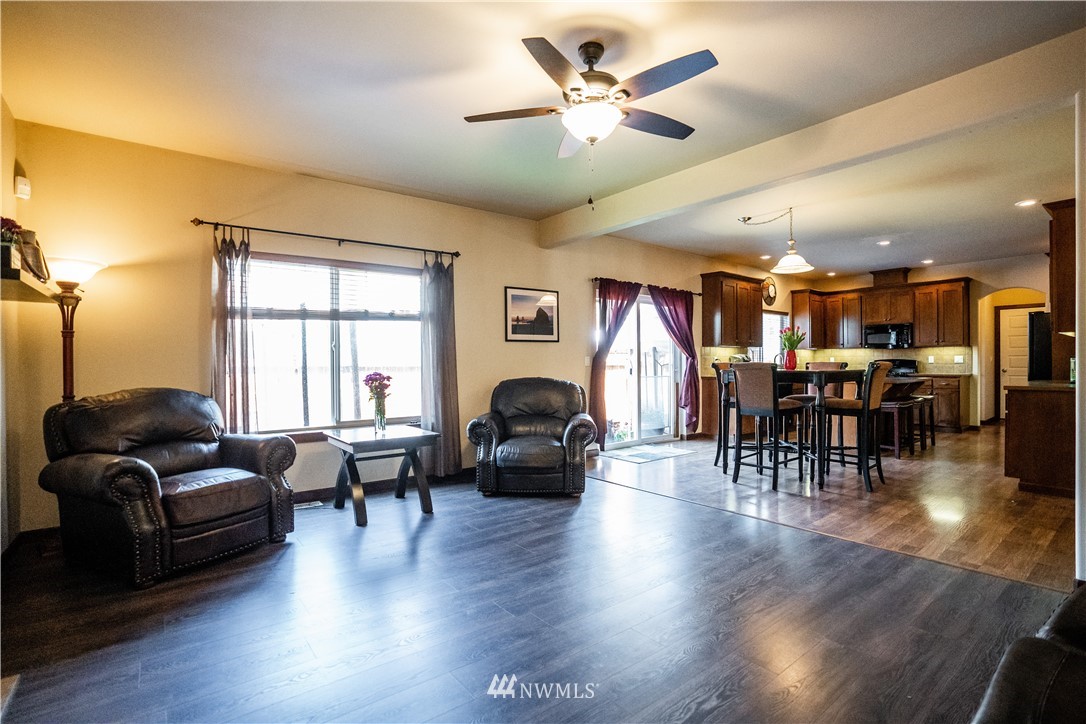 628 I Street Southwest Tumwater, WA 98512 - Photo 17 of 40