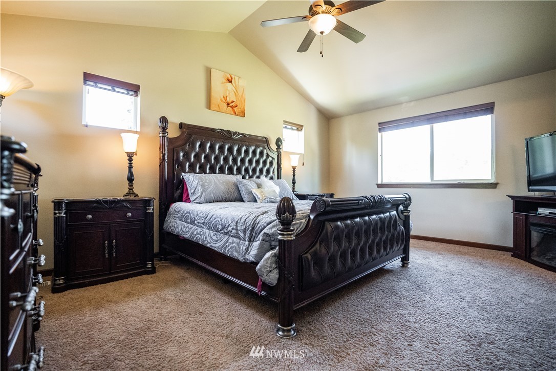 628 I Street Southwest Tumwater, WA 98512 - Photo 27 of 40