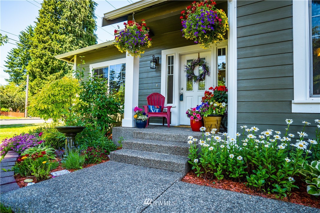 628 I Street Southwest Tumwater, WA 98512 - Photo 5 of 40