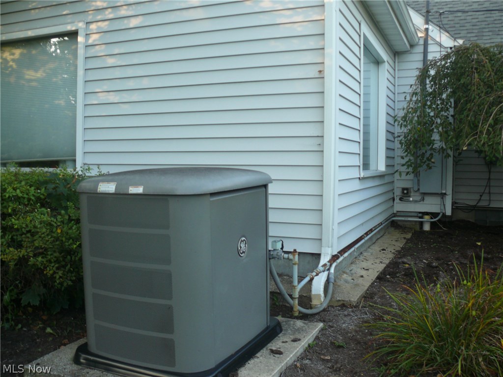 142 Warner Road Southeast Hubbard, OH 44425 - Photo 25 of 26 Gallery Image 25