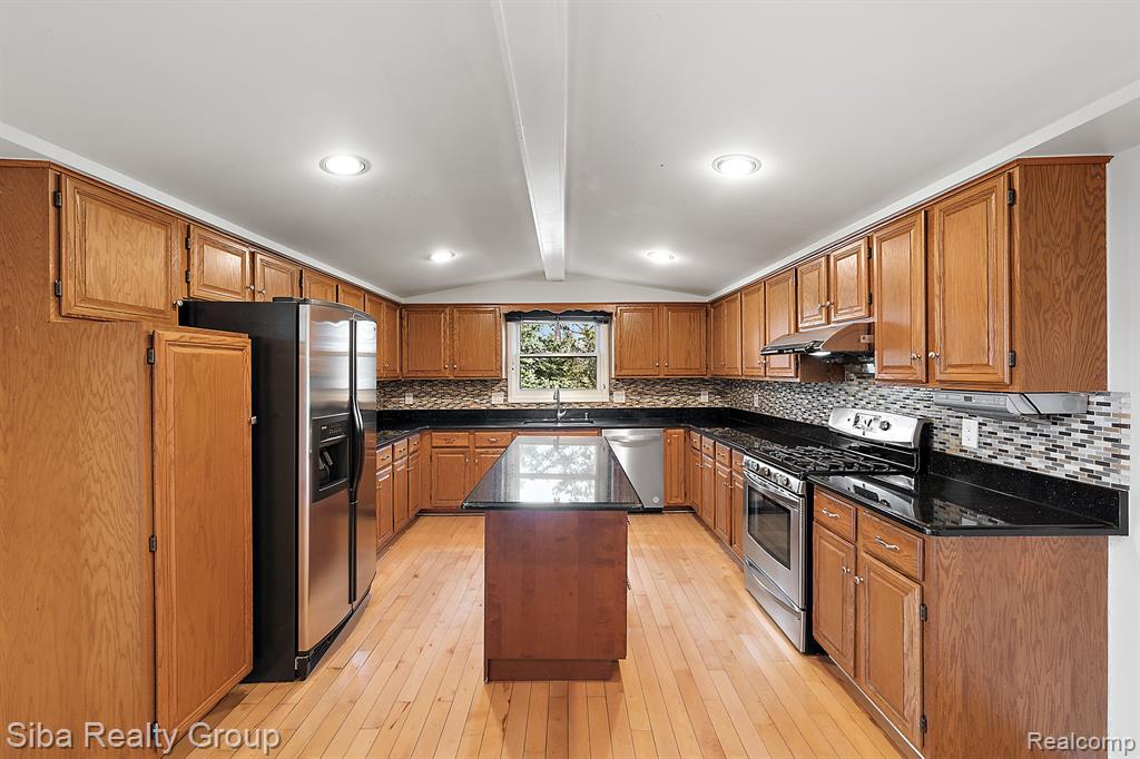 1602 Hillside Lane Rochester Hills, MI 48307 - Photo 28 of 63