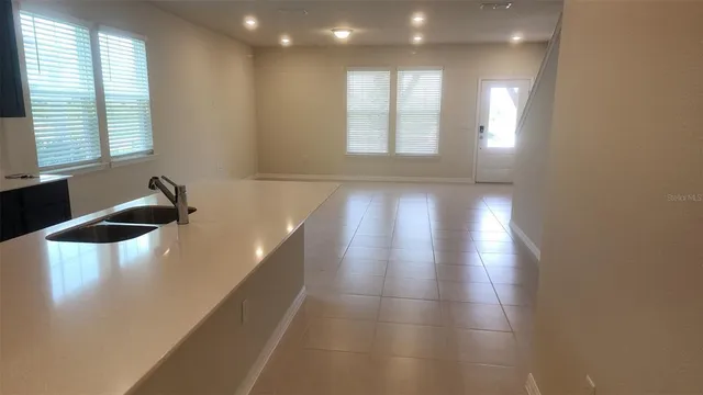 $2,900 | 6388 Tabebuia Parkway, Winter Garden, FL 34787