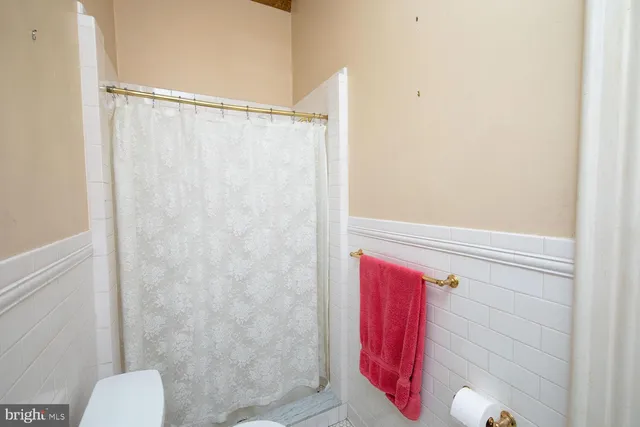 $649,000 | 710 Rowland Avenue, Cheltenham, PA 19012